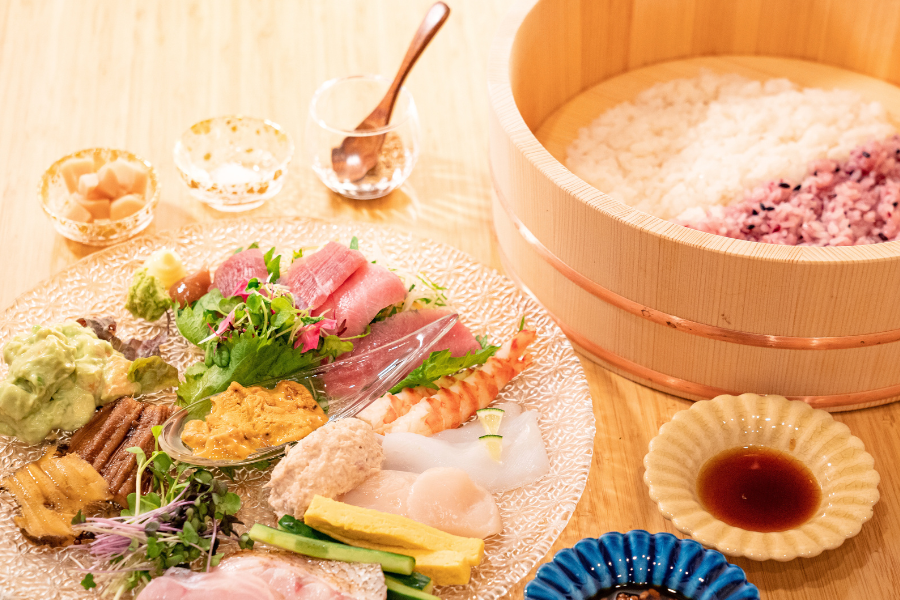 御食事ゆにわ　まぼろしの手巻き寿司ディナー　6月までの日程ご案内