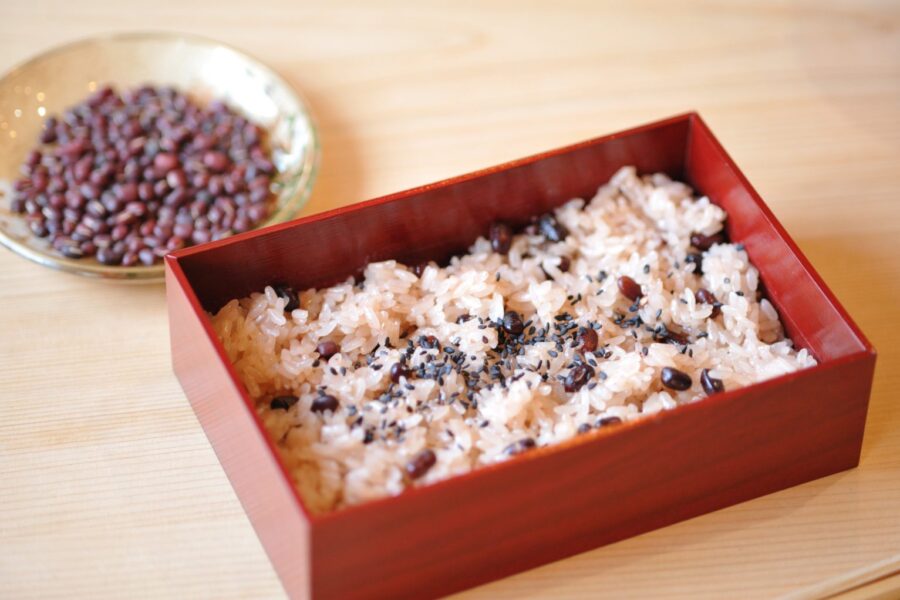 毎月1日限定販売「おついたちのお赤飯」